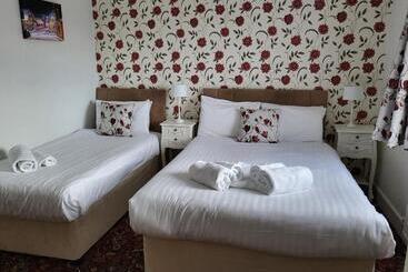 ホテル Eastmount Hall