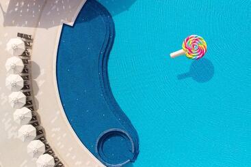 Elexus Hotel Resort & Spa & Casino