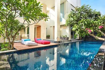 شاليه Echo Beach Designer Apartment