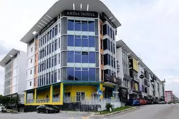 ホテル OYO 714 Arina 