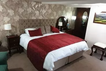 Bed and Breakfast Skeldale House  All Creatures Great & Small  By Maison Parfaite   Luxury Apartments & Studios In Ask