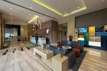 هتل Holiday Inn Bengaluru Racecourse, An Ihg