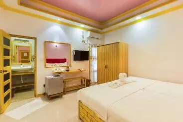 Hotel Select Village Maafushi