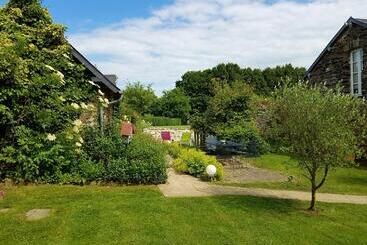 Pension Le Manoir De Herouville