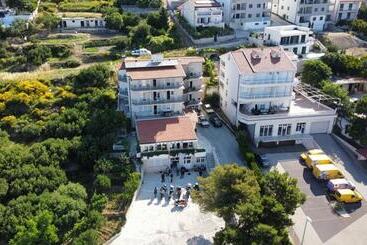 مسافرخانه Pansion Komfor Moča