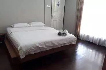 Aamiaismajoitus (B&B) Bonsai Surf Lodge   Hostel