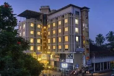 Hotel Treehouse Neptune Inn