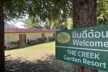 The Creek Garden Resort Huainamrin
