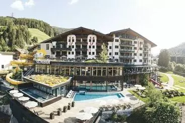 Otel Almhof Family Und Wellness Resort