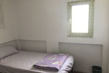 هتل Colour Holidays