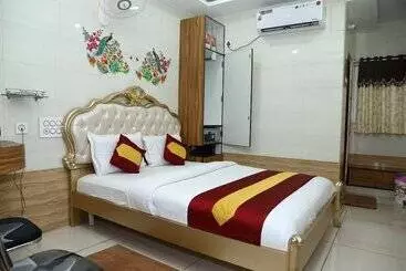 ホテル K N Gupta Residency