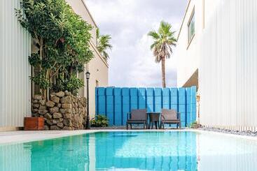 Resort Boutique Pool Villa Namib