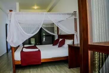 Hotel King S Marine B&b Surf