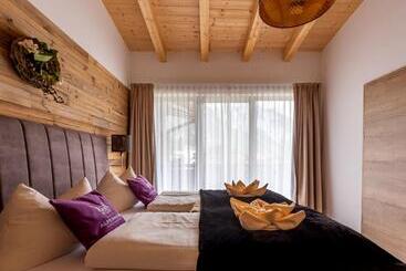 בית מלון כפרי Alpennest