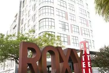 Roxy Hotel & Apartments