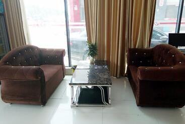 Hotel Shell Jiangsu Province Suqian Sucheng District Auto Parts Mall