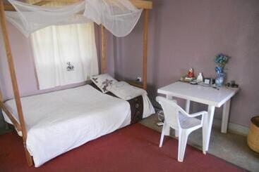 Ostello Masaka Backpackers, Tourists Cottage & Campsite