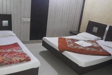 Hotell Malhotra Guest House 50 Meter From Golden Temple