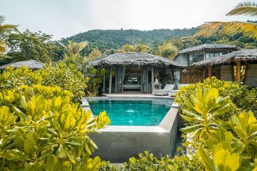 منتجع Treehouse Villas Adults Only