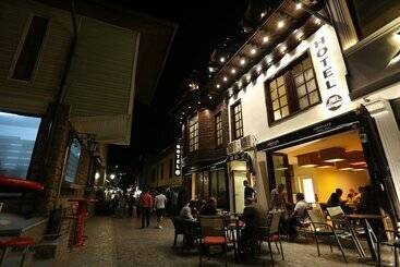 בית מלון כפרי Saray