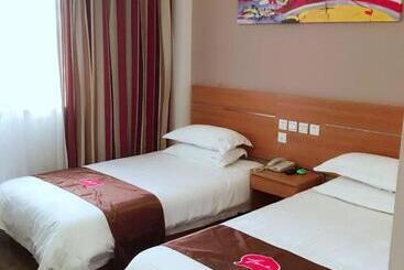 Thank Inn Plus Hotel Jiangsu Taizhou Taixing Jingjiang Primary School