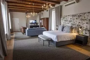 هتل Laborie Estate