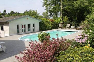 Bed & Breakfast De Oude Pastorie