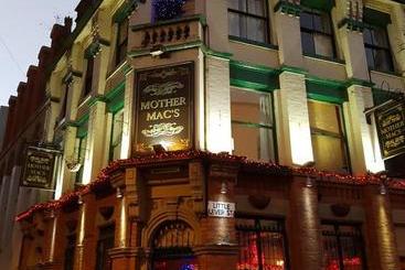 Aamiaismajoitus (B&B) Mother Macs