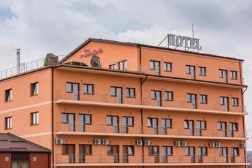 Hotel Monte Carlo Reghin