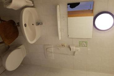 בית מלון כפרי Zur Brezel