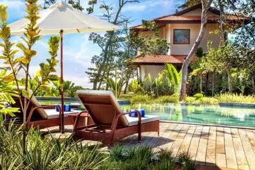 リゾートホテル Niraamaya Wellness Retreats Backwaters And Beyond Kumarakom