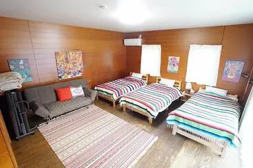Herberge Takamatsuguesthouse Akane