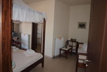 Жильё для туристов Villa Helidoni