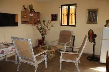 تختخواب و صبحانه Sm Lodge Mauritius