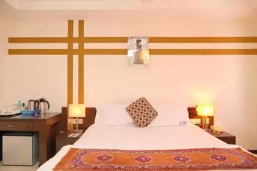 Hotel Capital O J2 Service Appartment