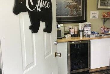 מוטל Port Hardy Cabins