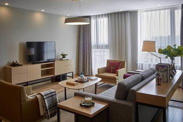 Апарт-отель One Sunland Serviced Suites Managed By Lanson Place