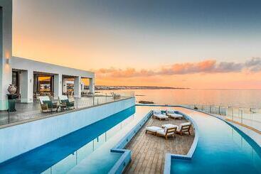 Hotel Abaton Island Resort & Spa