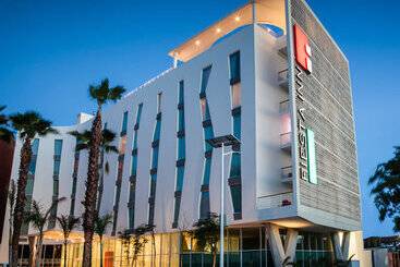 فندق Fiesta Inn & Loft Ciudad Del Carmen