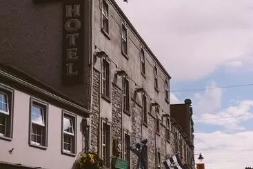 Szálloda The Farnham Arms