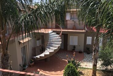 Appartements touristiques Kris Apartments