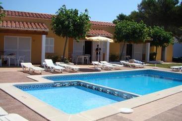 Turistihuoneistot Apartamentos Playa Calan Blanes