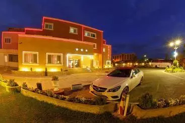 هتل Tourist Sanandaj