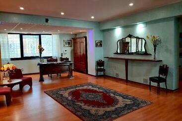 مبيت وإفطار Domus Salentina