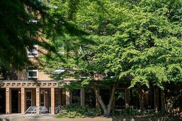 Pacific Spirit Hostel