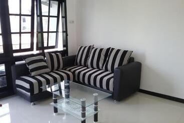 Szálló Mess Inn Semarang