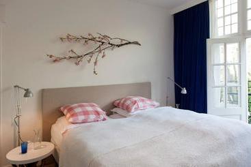 住宿加早餐  Amsterdam The Blossom Room