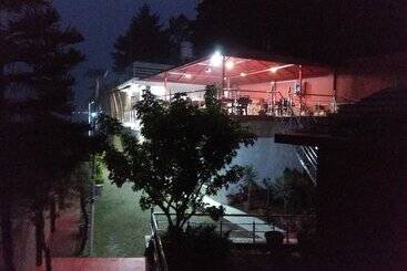 Hotel Lake Pleasant Cottage