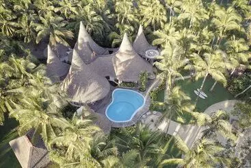 استراحتگاه Nay Palad Hideaway   All Inclusive