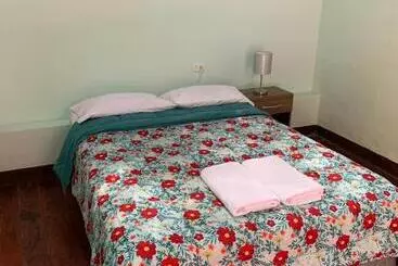 Albergue Wild Olive Guest House